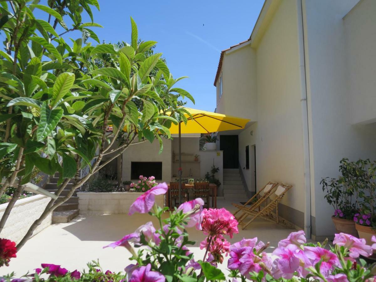 Apartments Kuzmanic Omiš Eksteriør billede